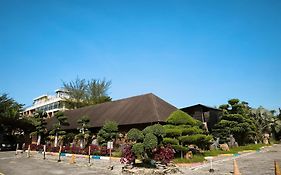 Thong'S Inn Hotel Kualanamu